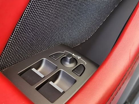 Used 2018 Jaguar F-TYPE R AWD/4WD image 13