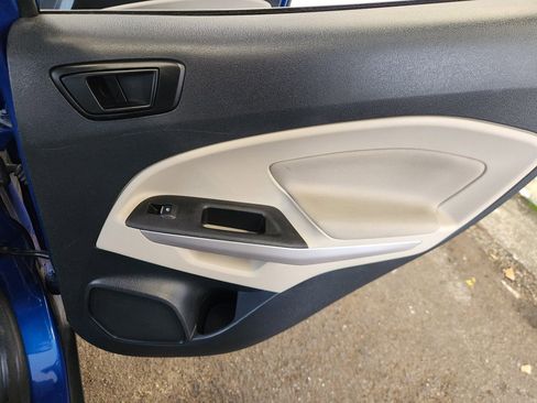 Used 2022 Ford EcoSport S image 16