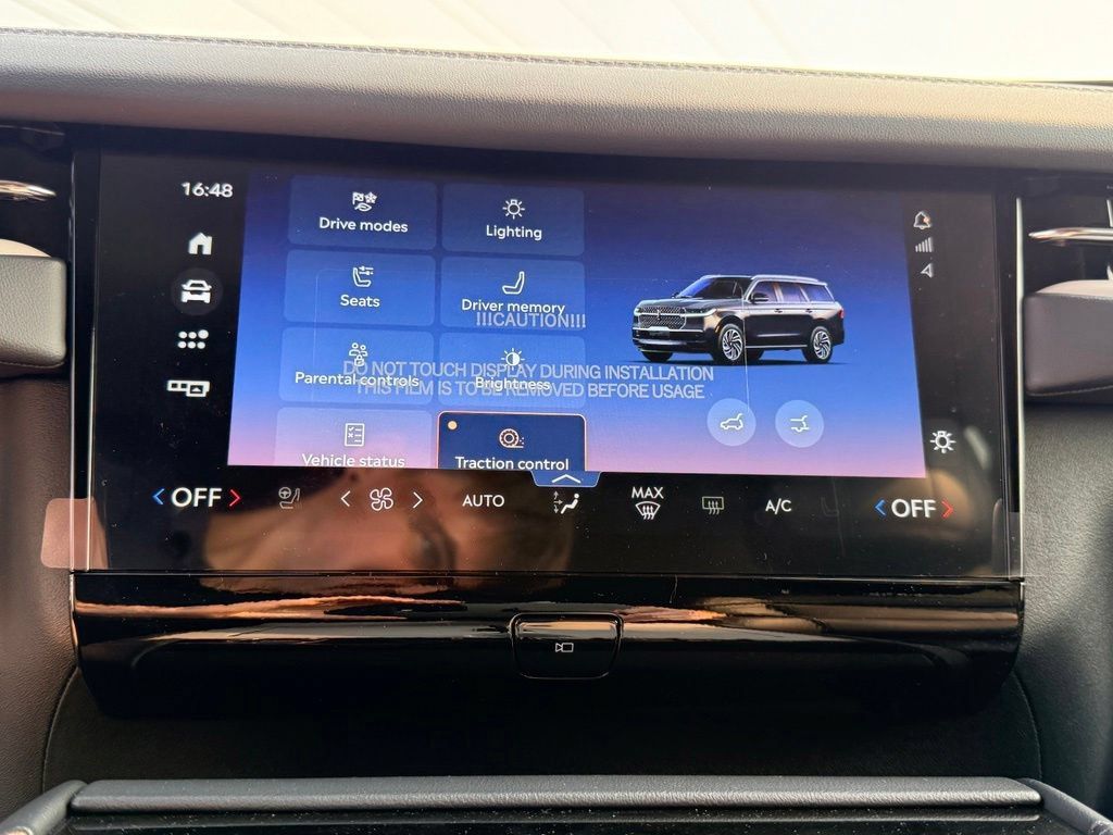 New 2027 Lincoln Navigator Premiere AWD/4WD image 18