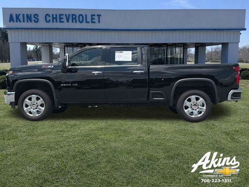 Used 2022 Chevrolet Silverado 2500 LTZ w/ LTZ Premium Package AWD/4WD image 1