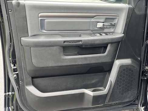 Used 2024 RAM 1500 Classic SLT AWD/4WD image 23