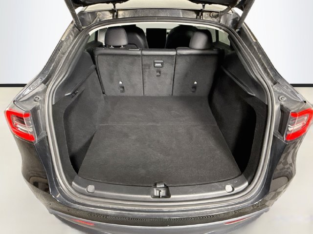 Used 2023 Tesla Model Y Performance AWD/4WD image 24