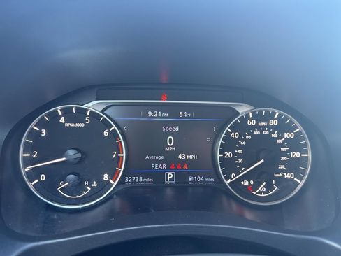 Used 2025 Nissan Altima 2.5 SV FWD image 14