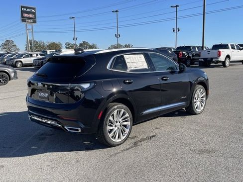 New 2025 Buick Envision Avenir image 7