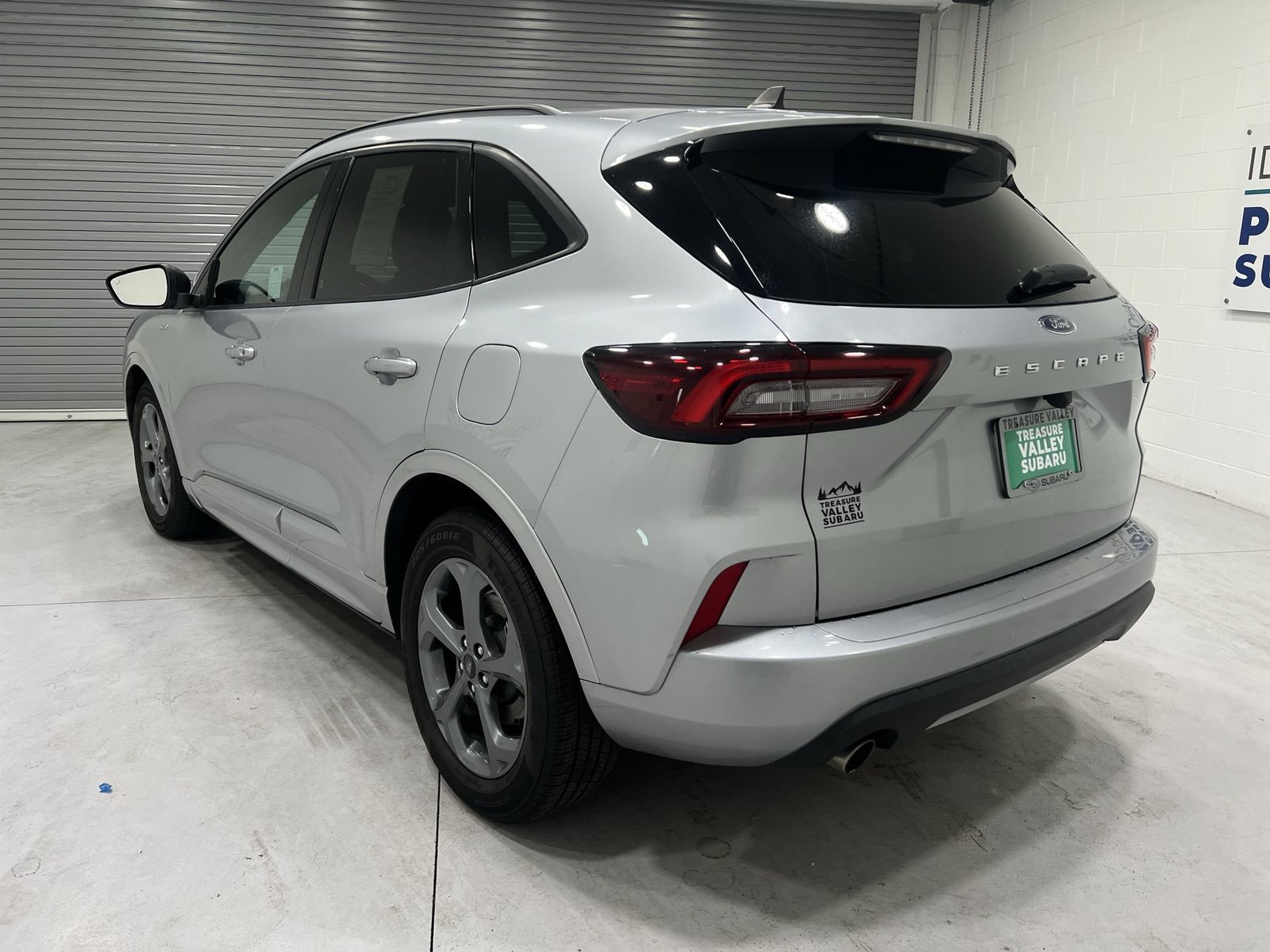 Used 2024 Ford Escape ST-Line FWD image 6