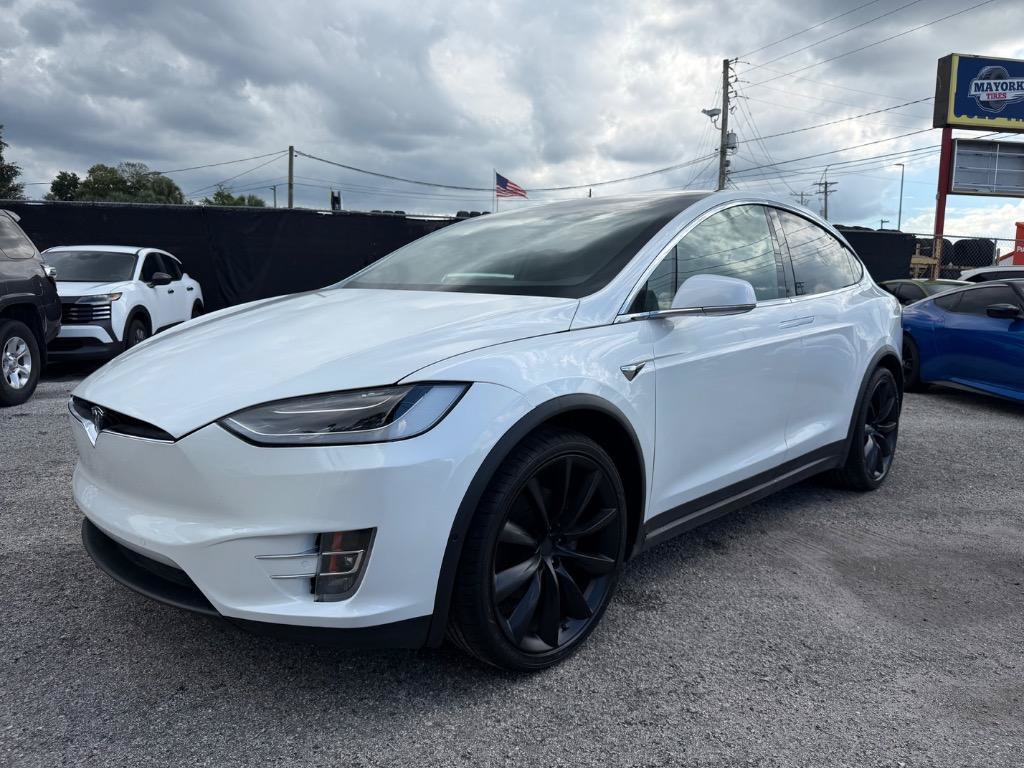 Used 2020 Tesla Model X Long Range AWD/4WD image 1