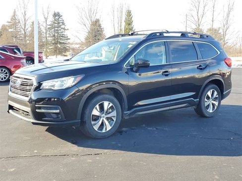 Used 2020 Subaru Ascent Premium w/ Convenience Package image 3