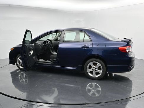 Used 2013 Toyota Corolla S FWD image 5