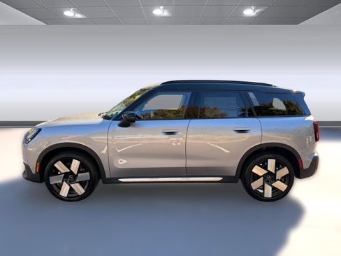 New 2026 MINI Cooper Countryman S image 2