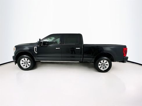 Used 2022 Ford F350 Platinum w/ FX4 Off-Road Package image 5