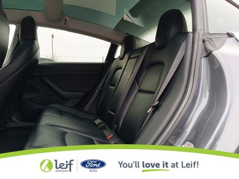 Used 2019 Tesla Model 3 Standard Range Plus image 11