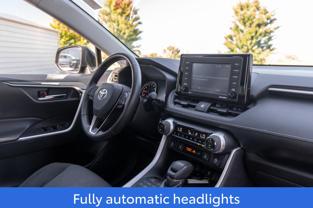 Used 2022 Toyota RAV4 XLE w/ Convenience Package AWD/4WD image 12