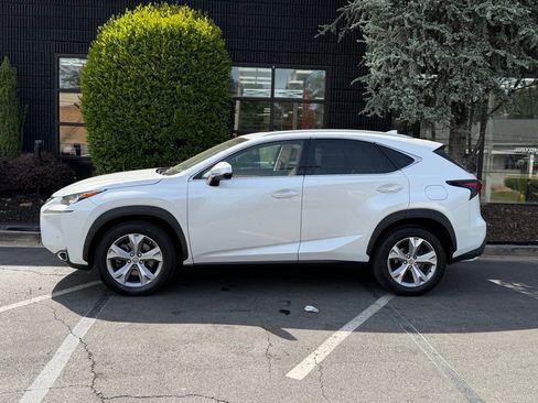 Used 2017 Lexus NX 200t FWD w/ Premium Package image 9