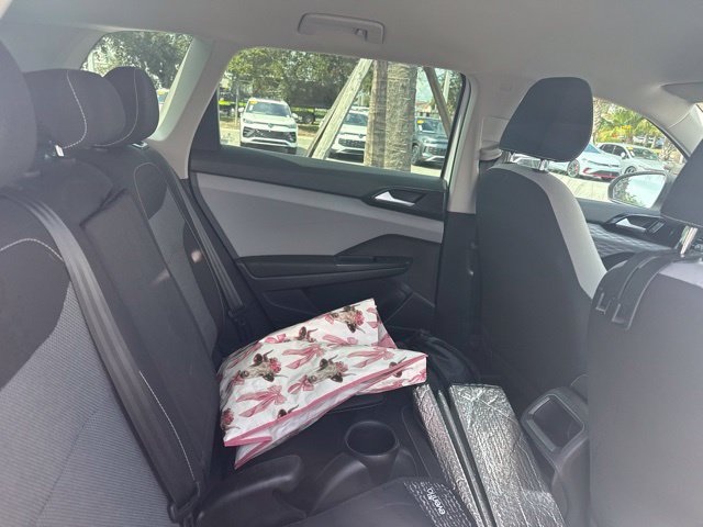 Certified 2022 Volkswagen Taos S FWD image 11