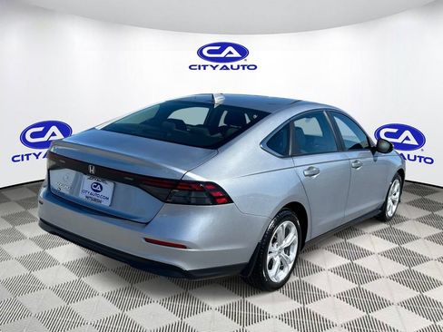 Used 2025 Honda Accord LX image 4