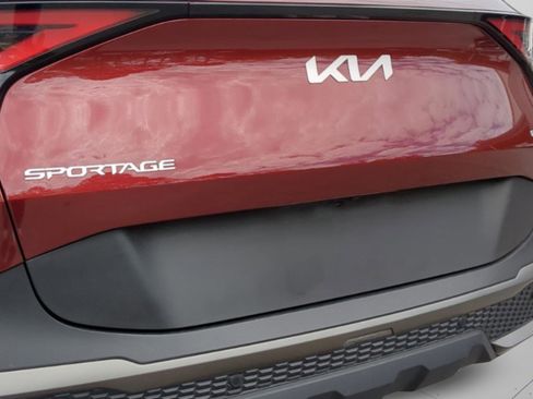 Certified 2024 Kia Sportage X-Line w/ X-Line Premium Package AWD/4WD image 33
