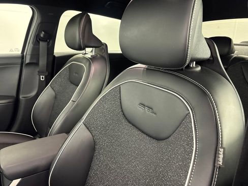 Used 2025 Kia K4 GT-Line image 10