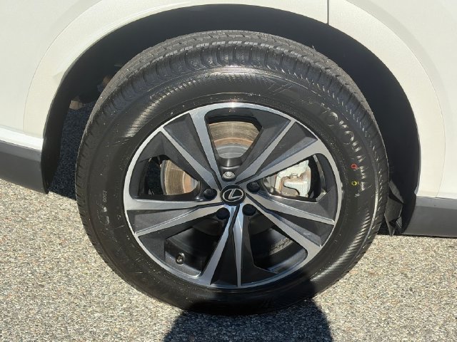 Used 2024 Lexus RX 350 Premium w/ Cold Area Package AWD/4WD image 11