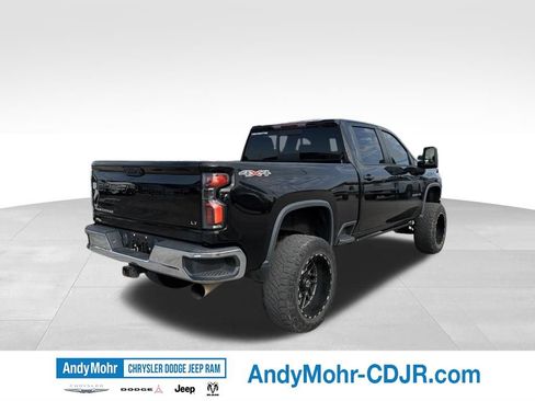 Used 2022 Chevrolet Silverado 2500 LT w/ Convenience Package AWD/4WD image 6