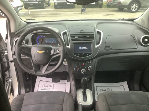 Used 2016 Chevrolet Trax LS FWD image 16