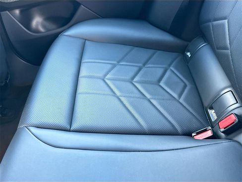 Used 2024 BMW 530i xDrive image 29