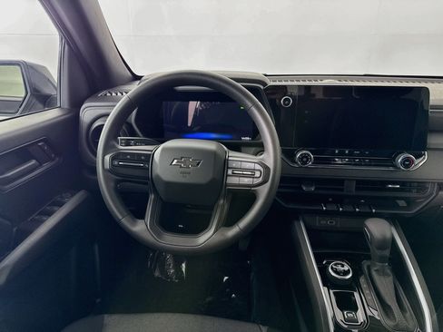 Used 2024 Chevrolet Colorado Trail Boss w/ Technology Package AWD/4WD image 21