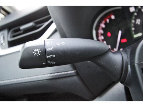 Used 2023 Toyota RAV4 XLE image 19