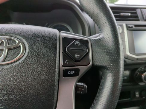 Used 2016 Toyota 4Runner SR5 RWD image 22