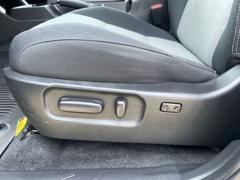 Used 2023 Toyota Tacoma TRD Off-Road w/ Black Out Package (TMS) image 19