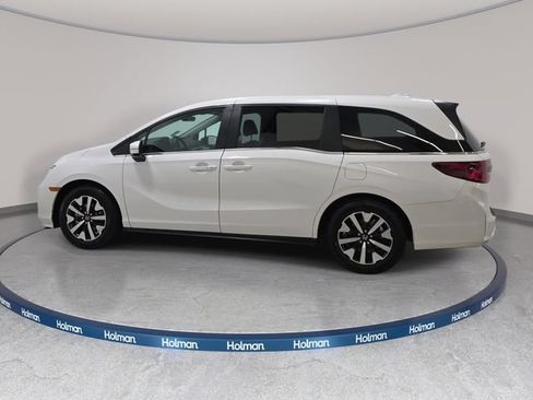 Used 2025 Honda Odyssey EX-L image 9