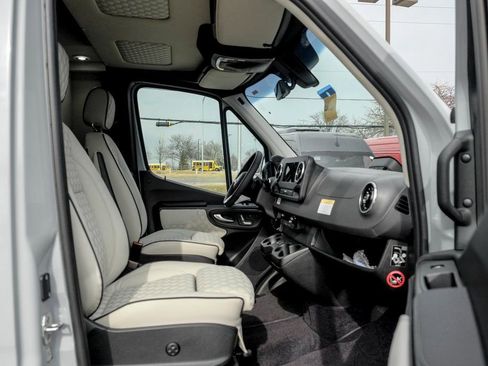 New 2025 Mercedes-Benz Sprinter 3500 image 26