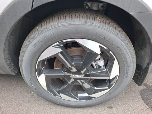 New 2025 Kia Sorento EX AWD/4WD image 4