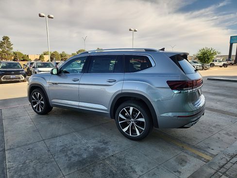 New 2026 Volkswagen Atlas SEL Premium R-Line AWD/4WD image 4