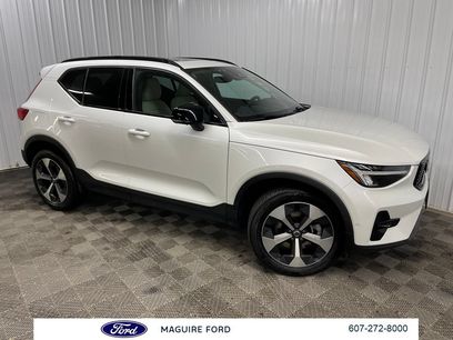 Used 2023 Volvo XC40 B5 Plus w/ Driver Assist Package