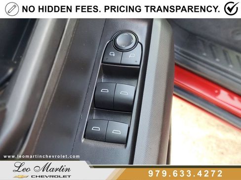 Used 2025 Chevrolet Colorado W/T w/ WT Convenience Package II RWD image 15