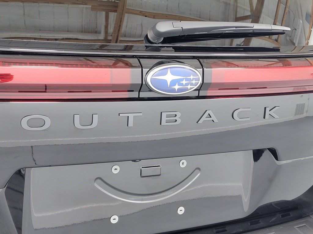 Used 2026 Subaru Outback Limited XT AWD/4WD image 9