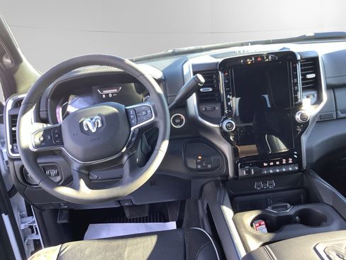 Used 2025 RAM 2500 Laramie w/ Night Edition image 10