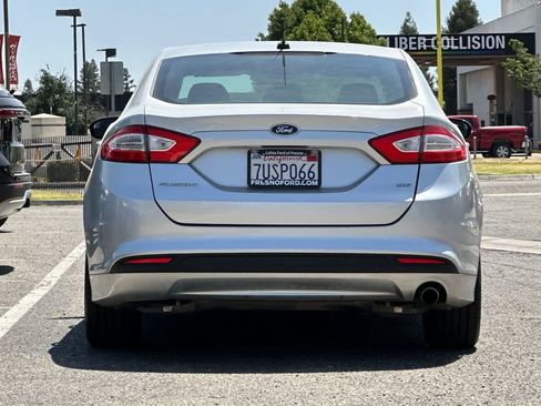 Used 2014 Ford Fusion SE FWD image 7