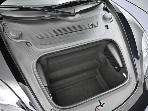 New 2025 Porsche 718 Cayman RWD image 33