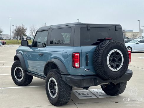 Used 2023 Ford Bronco Black Diamond w/ Sasquatch Package image 3