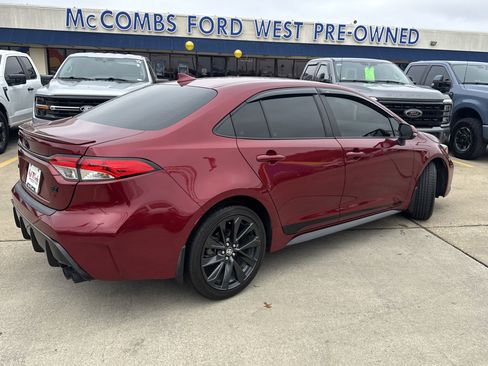 Used 2024 Toyota Corolla SE image 5