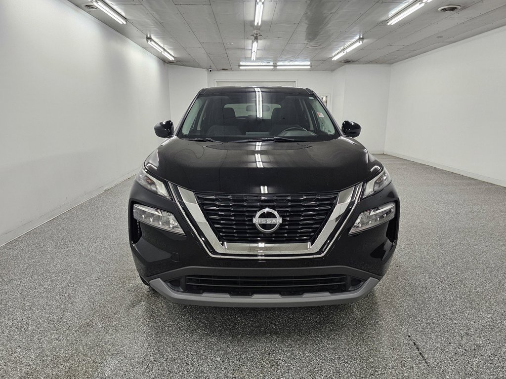 Used 2023 Nissan Rogue SV AWD/4WD image 2