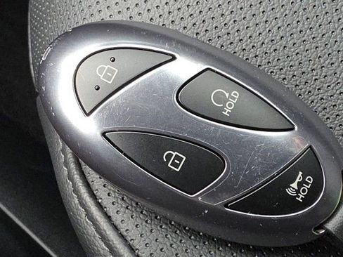 Certified 2025 Hyundai Santa Cruz SEL image 28