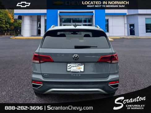 Used 2022 Volkswagen Taos SEL image 7