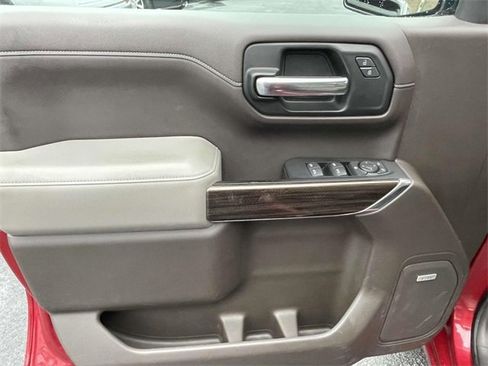 Used 2019 Chevrolet Silverado 1500 RST image 17