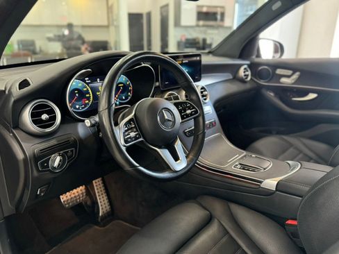 Used 2022 Mercedes-Benz GLC 300 4MATIC image 13