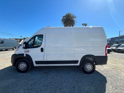 Used 2019 RAM ProMaster 2500 FWD image 10
