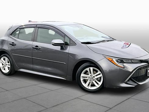 Used 2021 Toyota Corolla SE image 2