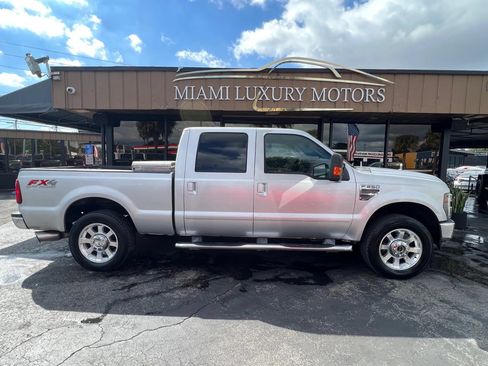 Used 2010 Ford F250 Lariat AWD/4WD image 1