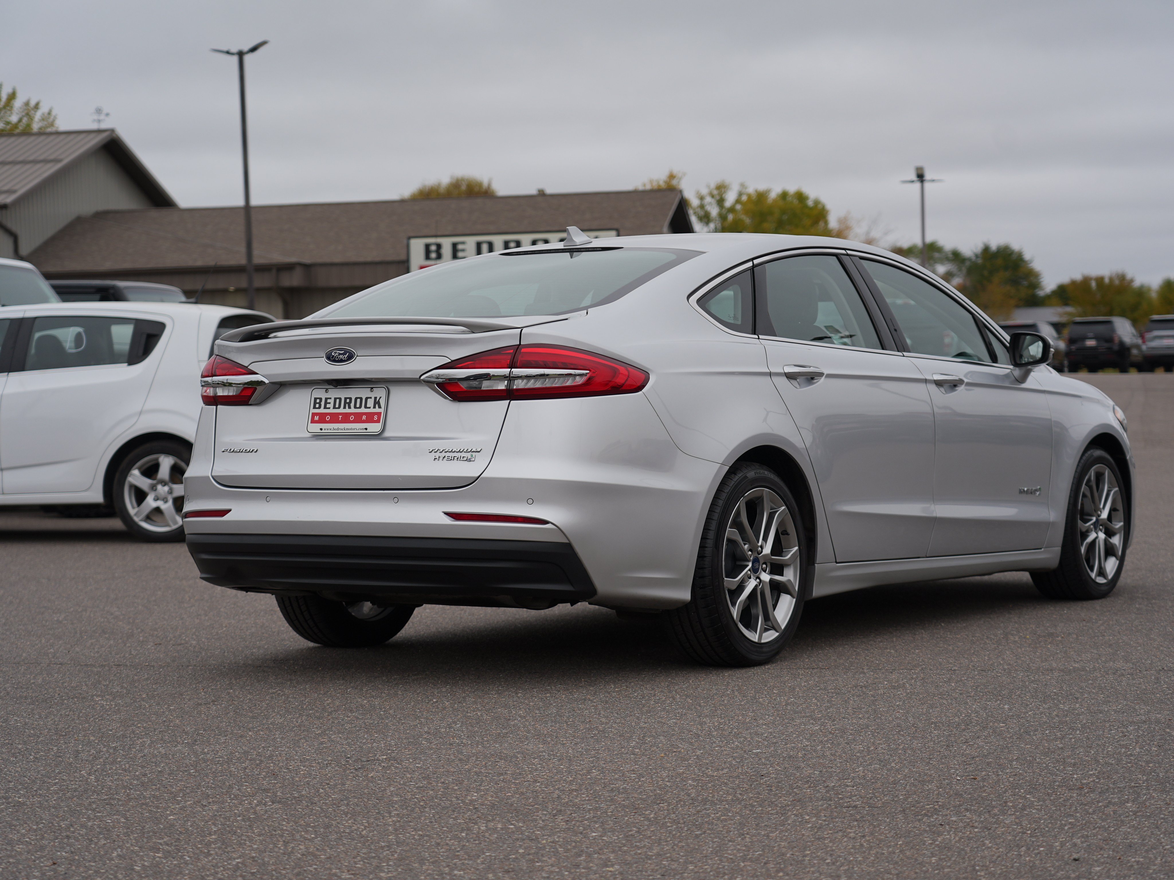 Used 2019 Ford Fusion Titanium FWD image 3